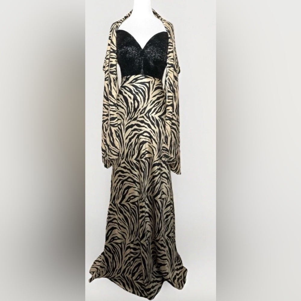 Jovani Zebra Silk Beaded Evening Gown + Wrap Size 8 Formal Prom Dress